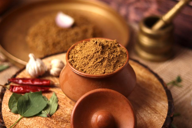 dhoomshop - Masala's & Podi's