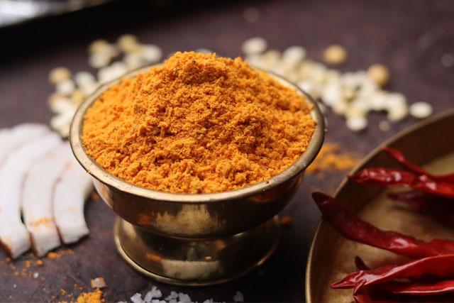 dhoomshop - Masala's & Podi's